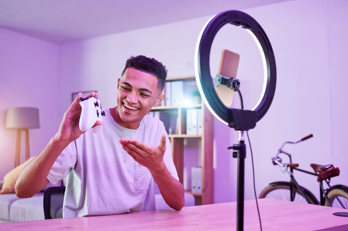 Discord Influencer Marketing: Creator Community Brand Deals and Pricing